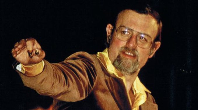 Zum morgigen 85. Geburtstag von Roger Whittaker: „Alles Roger“ – Ein Porträt des Sängers mit Pfiff.
