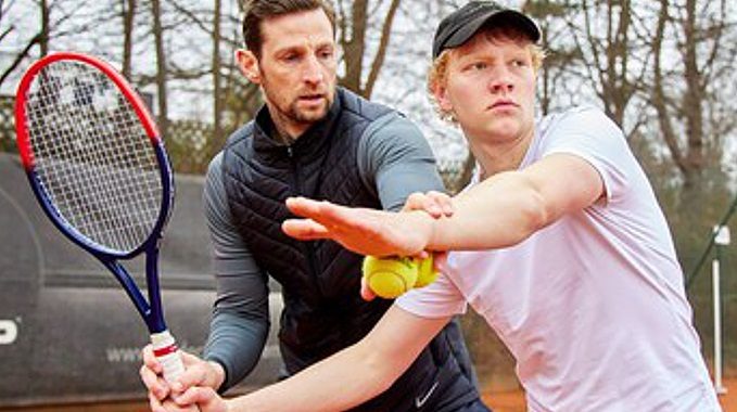 Bruno Alexander spielt Tennis-Legende Boris Becker im RTL-Film „Der Spieler“