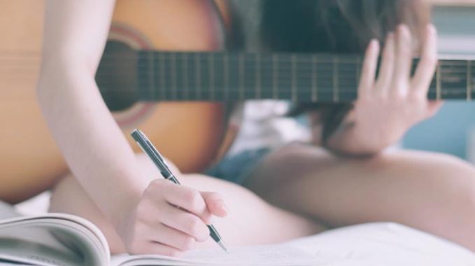 Inspiration für Hobbymusiker – So findest du Themen für deine Songs