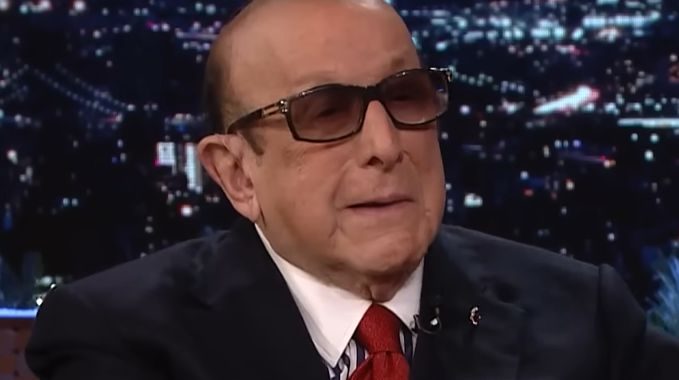 Clive Davis in den Menschen des Tages, 04.04.2025