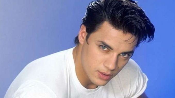 Nick Kamen in den Menschen des Tages,                                              * 15.04.1961, † 04.05.2021