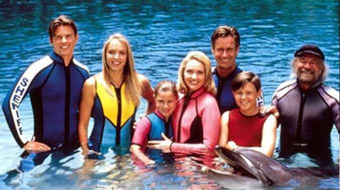 Delphin „Flipper“ begeistert Jung und Alt