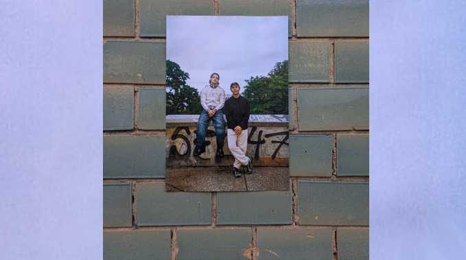 Aaron feat. Bosse – Schönstezeit